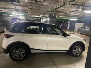 S H a R T 1 SUV AWD 2023 con Doble Motor, Neumáticos R18, Batería de Litio, Asientos de Cuero, Cámara Trasera, Techo Panorámico, 110kWh+ - Product Image 6