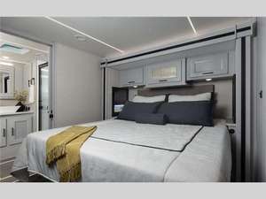 Fully Equipped 2021-2025 American Coach American Eagle 45K Motor Home Class A - Diesel Used Motorhome for RV Camping - Product Image 3