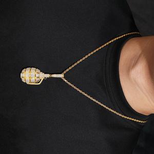 Pendentif en diamant de Moissanite de luxe entièrement glacé VVS clarté testeur de diamant de passe clouté élégant pendentif plaqué or hip-hop - Product Image 5