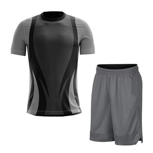 Tenues de football personnalisées pour hommes par sublimation - Vente en gros de vêtements de sport respirants antibactériens 100 % polyester de haute qualité - Product Image 1