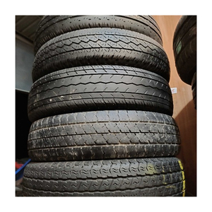 Neumáticos usados suministrados en grandes volúmenes para envío y reventa - Product Image 2