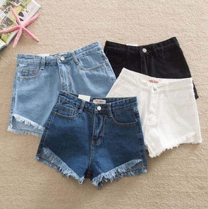 Nouveauté femmes filles poches Denim pantalons courts Shorts mode été bord brut non tranchant fermeture éclair jean Shorts décontracté - Product Image 1