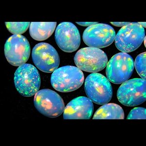 Opale bleue éthiopienne naturelle, cabochon ovale, jeu de couleurs multi-feu, lot de tailles mixtes, meilleure qualité, pierre précieuse en vrac, fabrication artisanale, 6x8 mm, K Gems - Product Image 2