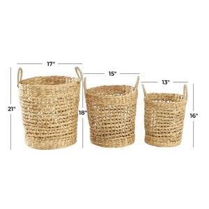 Woven <b>basket</b> with rosette pattern water hyacinth Handmade Storage <b>Basket</b> Wholesale eco-friendly Made in Vietnam - Product Image 2