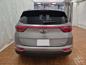 Kia Sportage LX d'occasion propre, année 2018 - Product Image 6