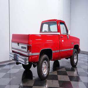 Chevrolet K10 Scottsdale Pickup 1984 / Chevrolet K30 1988 / Chevrolet K10 Pickup Truck 1979 - Product Image 4
