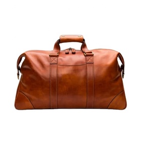 Sac polochon fait à la main de haute qualité Rivet élégant à fermeture éclair à pression à la mode Portable-Top dispose de deux bretelles-Direct Indian - Product Image 1