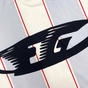 Camiseta de fútbol Retro Para hombre al por mayor con logotipo bordado personalizado servicio OEM de corte automatizado - Product Image 4