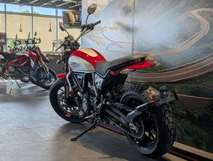 Mejor Oferta: Nueva Motocicleta Ducati Scrambler Icon 2025 para Venta Mundial - Product Image 4
