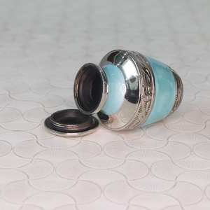 High Quality Small Size Metal Craft <b>Keepsake</b> Urn New Arrival Custom Printed Cremation Urn for Loved Ones' <b>Ashes</b> Casting - Product Image 3