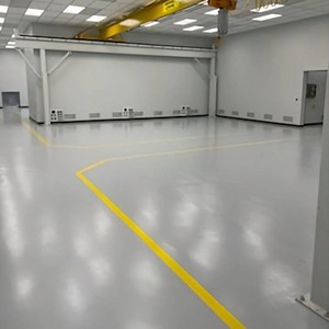 Système de protection de sol en polyuréthane durable, revêtement de sol haute résistance, surface sans joint pour les applications de revêtement de sol industrielles et médicales - Product Image 1