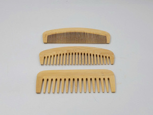 Peignes de service élégants en bambou Peigne laser portable en matériau naturel de haute qualité pour un usage domestique Taille M Fabriqué au Vietnam - Product Image 5