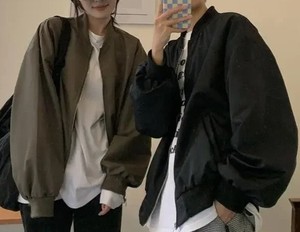 Veste universitaire coupe-vent en gros Vestes universitaires surdimensionnées pour femmes Fabricant Vestes Letterman premium OEM pour femmes - Product Image 1