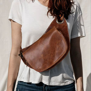 Sangle en cuir grainé Zorvyn Heritage - Product Image 1