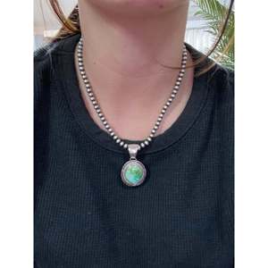 จี้เงินแท้ Wydell Billie Sonoran Mountain ประดับเพชรแบบฝังขอบ - Product Image 2