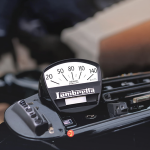 มาตรวัดความเร็วรถมอเตอร์ไซค์ Lambretta DL 200 ดิจิตอล 140 กม./ชม. สภาพใหม่ วัสดุพลาสติกและเหล็ก - Product Image 3