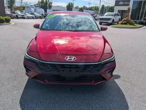 2024 Hyunda Elantra Sel - Product Image 3