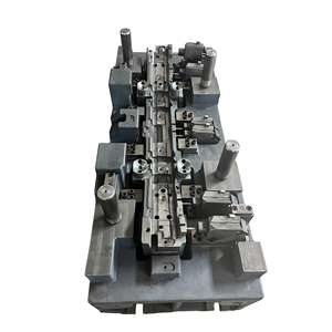 Stampo di punzonatura CNC ad alta precisione anteriore e posteriore impatto fascio di ghisa Die per componenti della carrozzeria - Product Image 2