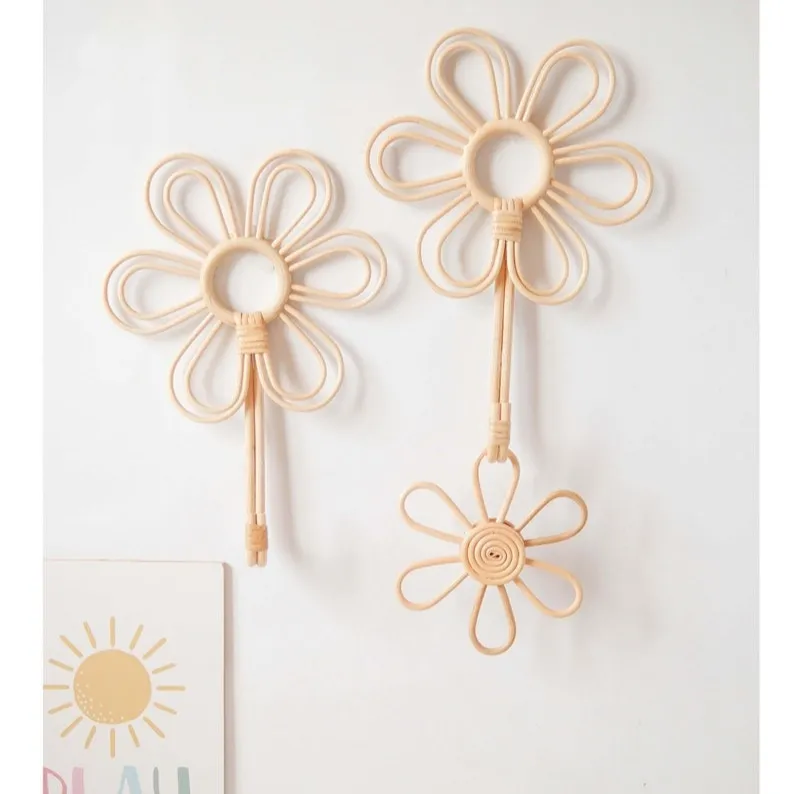 홈 보헤미안 장식 도매 가격 제조사에서 손으로 짠 등나무 꽃 벽 후크 장식