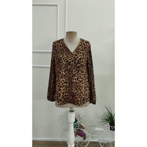 Women'<b>s</b> Long-Sleeve V-Neck Front Pleated Leopard Print Supreme <b>Blouse</b>, 37346 - Leopard - Product Image 5