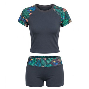 Ensemble short et haut court de sport pour femme, respirant, léger, séchage rapide, coupe confortable, idéal pour le yoga et la course à pied - Product Image 1