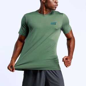 T-shirt athlétique à manches courtes pour homme, respirant et grande taille, pour la course à pied - Product Image 1