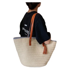 Sac fourre-tout en paille tressée pour femme, style bohème artistique, avec marguerites au crochet et macramé, sacs de plage, directement du fournisseur indien - Product Image 1