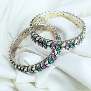 Aasma 925 Silver Fine Bangle <b>Ruby</b> & Emerald Semiprecious Stone Single Piece - Product Image 2