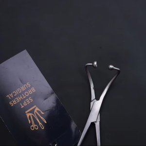 Autoclavable Stainless Steel Surgical Retractor Hospital Use - Product Image 3