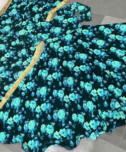 Robe de travail en georgette à impression numérique de fleurs avec Tussle Work Dupatta Party Wear Prix de gros Vêtements ethniques Apparelgarment - Product Image 6