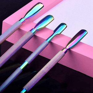 Empujador de cutículas y limpiador de uñas de acero inoxidable de doble extremo Premium para manicura-Removedor de piel muerta duradero reutilizable ligero - Product Image 2