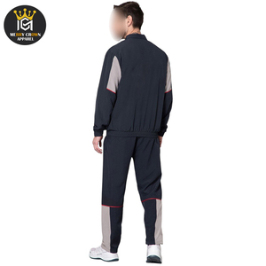 Entrenamiento Jogging Wear Cómodo Material de tacto suave Servicio OEM Ligero Rayas Hombres Mock Collar Chándales deportivos - Product Image 5