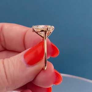 Toi Et Moi 1.01CT cada corazón y corte de pera anillo de propuesta de diamante cultivado en laboratorio 14K oro sólido regalo de boda fino para novias - Product Image 3