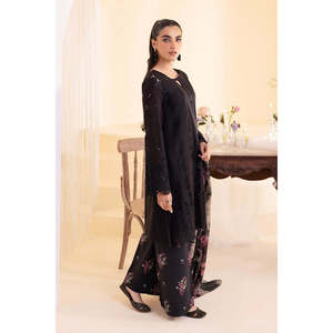 ชุดเดรสปักลายหรูหรา Iznik คอลเลคชั่น Eid '26-TC-1620 ชุดปากีสถานแบบ Kameez Choli Lehenga Choli ผ้าฝ้าย Georgette - Product Image 4