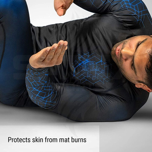 เสื้อรัดกล้ามแขนยาวสำหรับผู้ชายคุณภาพสูงสำหรับกีฬา MMA พร้อมการป้องกันรังสียูวี ออกแบบลายพิมพ์ด้วยความร้อนตามสั่งสำหรับผู้ใหญ่ ใช้สำหรับออกกำลังกาย - Product Image 5