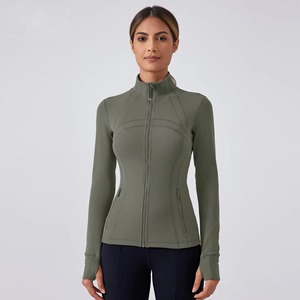 Veste de gymnastique à fermeture éclair pour femmes, tenue de yoga et de fitness à fermeture éclair complète pour l'entraînement d'hiver, vente en gros OEM - Product Image 2