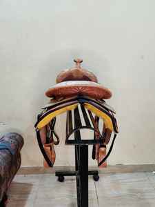 Montura de caballo de cuero occidental tallado a mano floral de alta calidad - Product Image 3