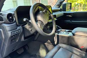 Toyota Land Cruiser First Edition 2024 Usado - Product Image 5