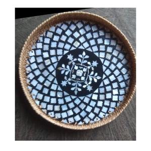 Bandeja de Servicio de Nácar con Logotipo Personalizado, Diseño Tradicional de Ratán, Precio de Mayoreo, Hecho en India - Product Image 3