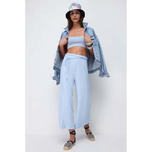 Pantalon en tricot à coupe décontractée avec détail de nœud - Product Image 1