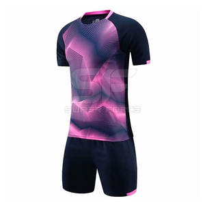 ชุดเครื่องแบบฟุตบอลผู้ชายชุดเสื้อฟุตบอลที่มีน้ำหนักเบาและกางเกงขาสั้นสำหรับฝึกซ้อมและไม้ขีดไฟที่ทนทาน - Product Image 1