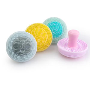 Brosse nettoyante manuelle en silicone pour le visage, modèle léger, pour le nettoyage des pores, le rajeunissement et le massage beauté en forme de champignon - Product Image 2