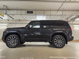 NUOVISSIMO LEXUS GX 550 2026 3.6L 6 Cilindri Benzina 354 CV 4WD Euro 6 Trasmissione Automatica Guida a Sinistra - Product Image 5