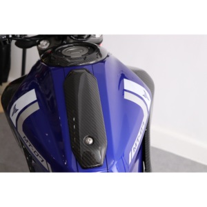 แผงครอบถังน้ำมันเชื้อเพลิงคาร์บอนไฟเบอร์ MOS สำหรับรถจักรยานยนต์ยามาฮ่า MT-07 / FZ-07 (2013-2017) - Product Image 3