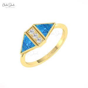 Anillo acentuado de diamante de oro macizo de 14K de alta calidad con corte triangular de 6mm para racimo de Topacio Azul suizo fiesta de bodas románticas - Product Image 2