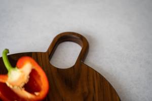100% planche à découper ronde en bois de qualité supérieure à long manche - Product Image 3
