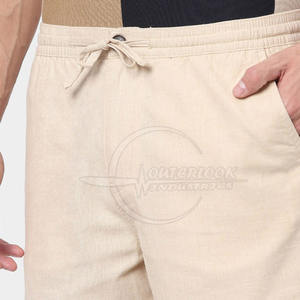 Precio al por mayor Uso al aire libre Hombres Pantalones cortos casuales Logotipo personalizado de gran tamaño Peso ligero Hombres Pantalones cortos - Product Image 5