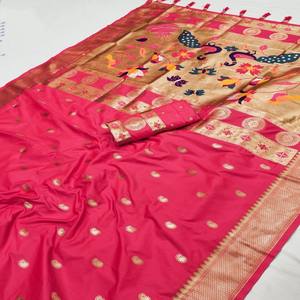Sari de Seda Paithani VASTRA COTTAGE con Motivos Zari Meenakari, Pallu de Pavo Real Rico, Borde de Pavo Real Tejido Meenakari y Borlas de Diseño - Product Image 4
