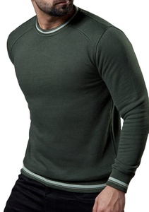 Chaqueta de forro polar personalizable al por mayor con logotipo personalizable, chaqueta de forro polar Softshell resistente al agua de color para exteriores para hombre - Product Image 2