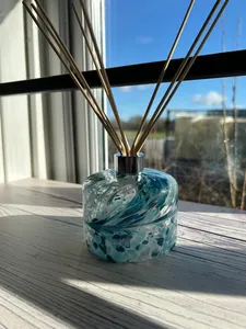 Difusor de Aromas de Cristal Soplado a Mano, Hecho a Mano, de Larga Duración, Ecológico y Sin Alcohol de Alchemy Art - Product Image 2